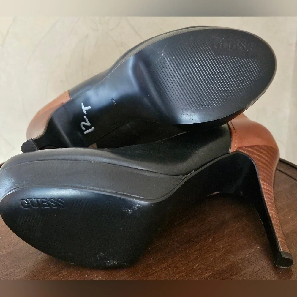 Guess Genuine Leather Black & Tan Ankle Buckle Platform Wood Heels-9M
